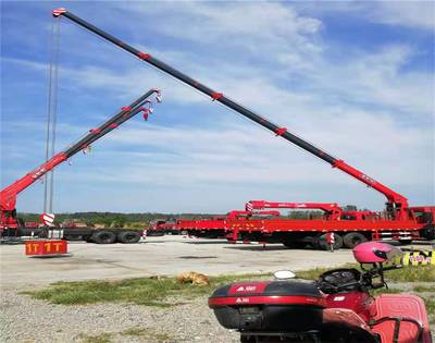 14吨随车吊与带爬梯功能解析及厂家选购指南